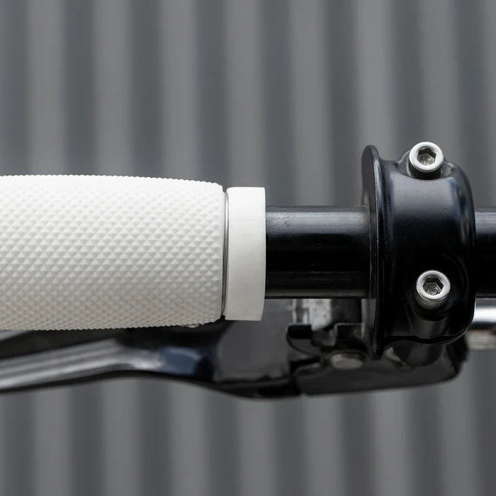 RECOIL GRIPS - WHITE