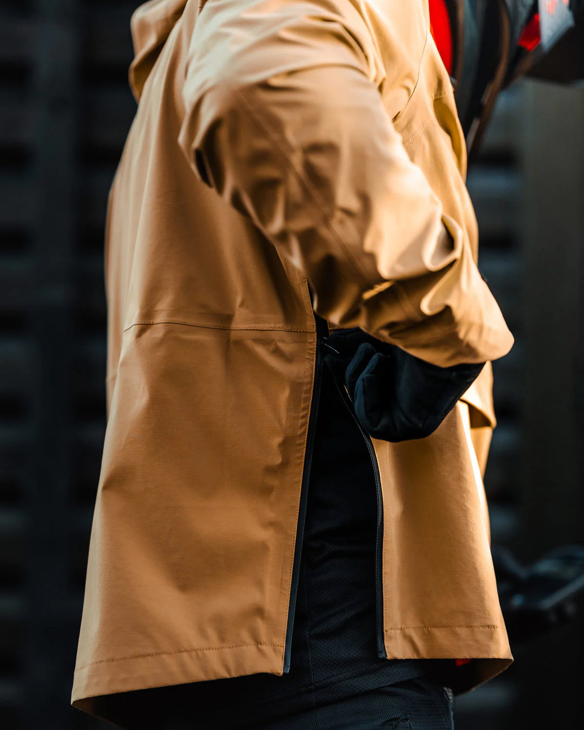 AKIN MOTO GORM ANORAK - KHAKI