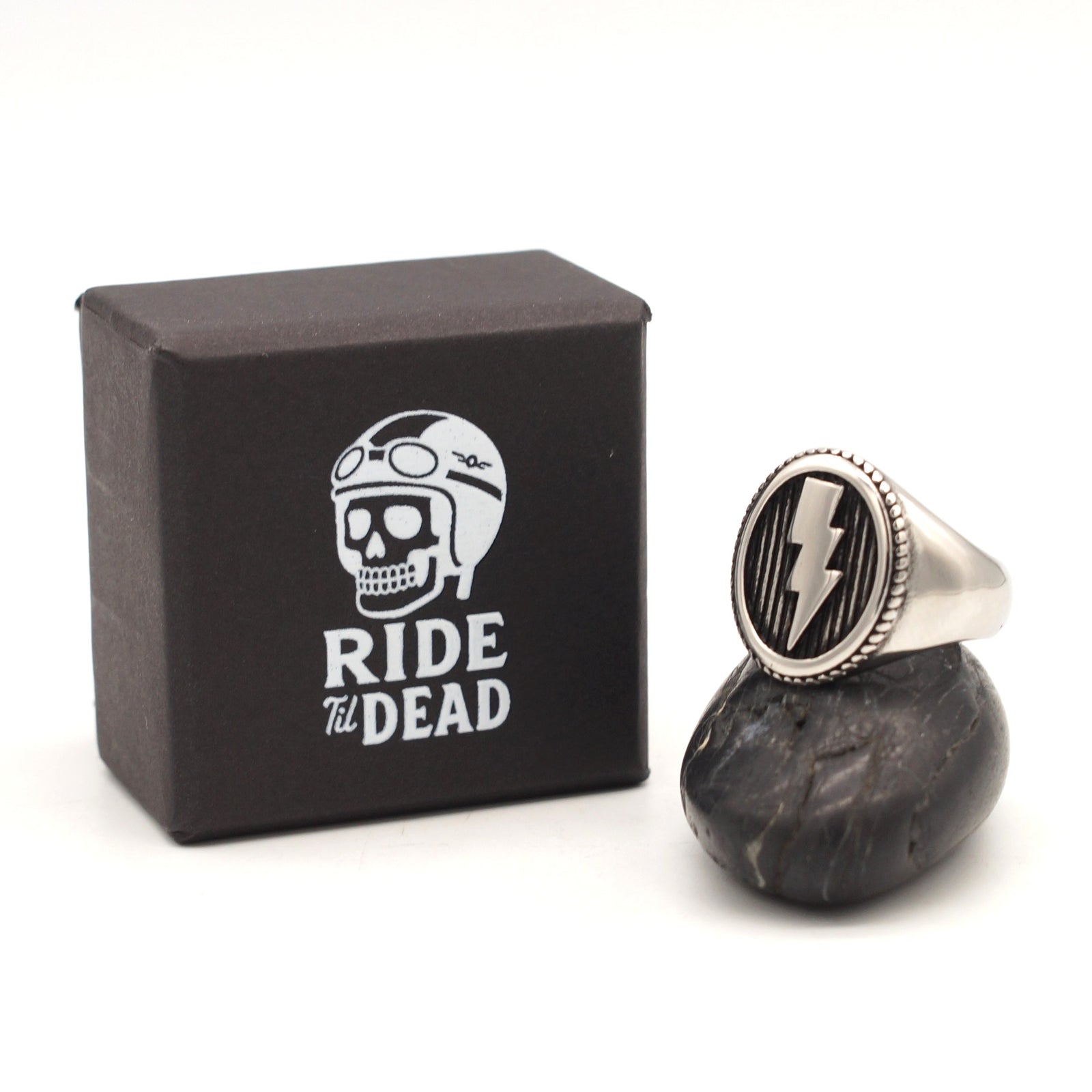 RIDE THE LIGHTNING Ring