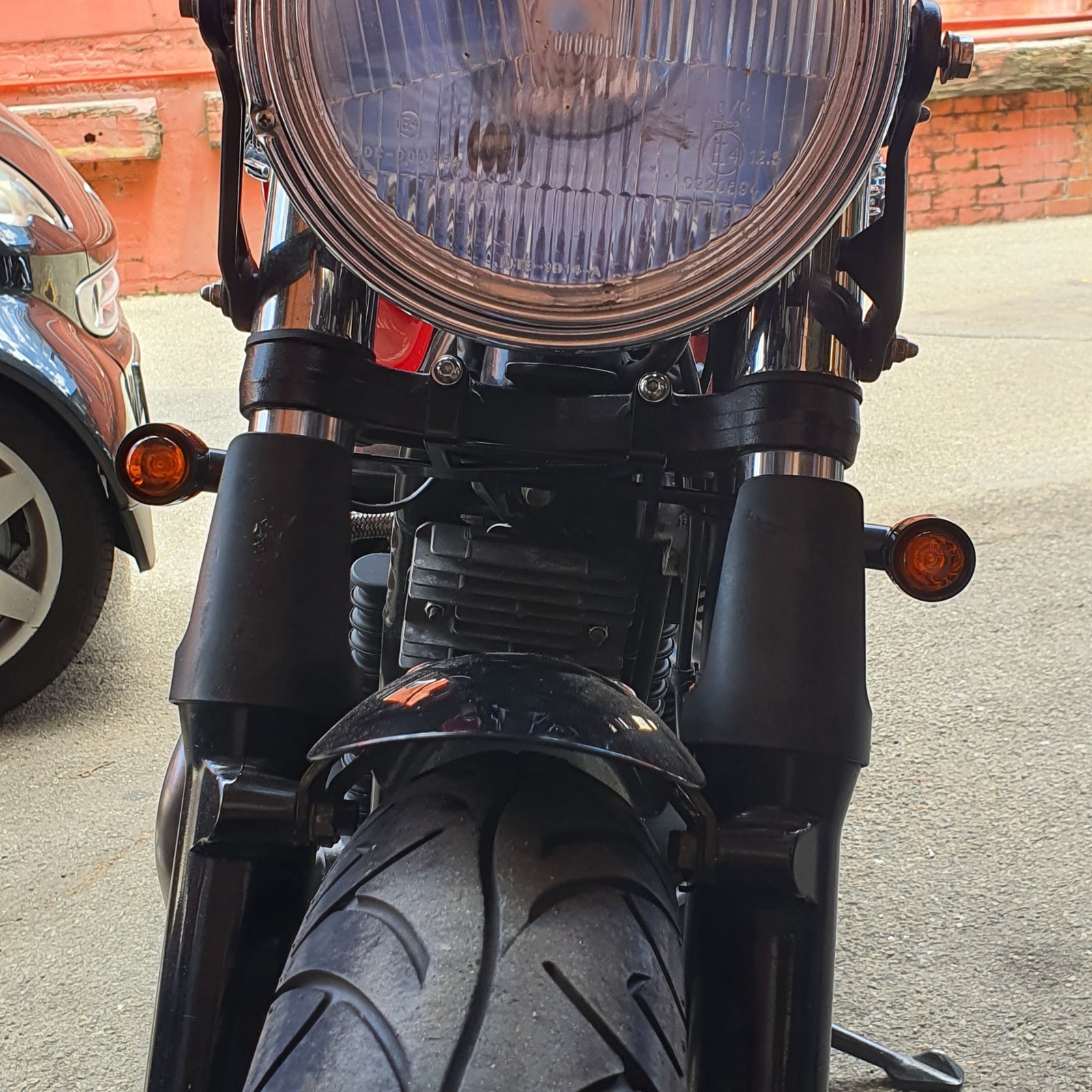 Triumph front indicators relocation bracket