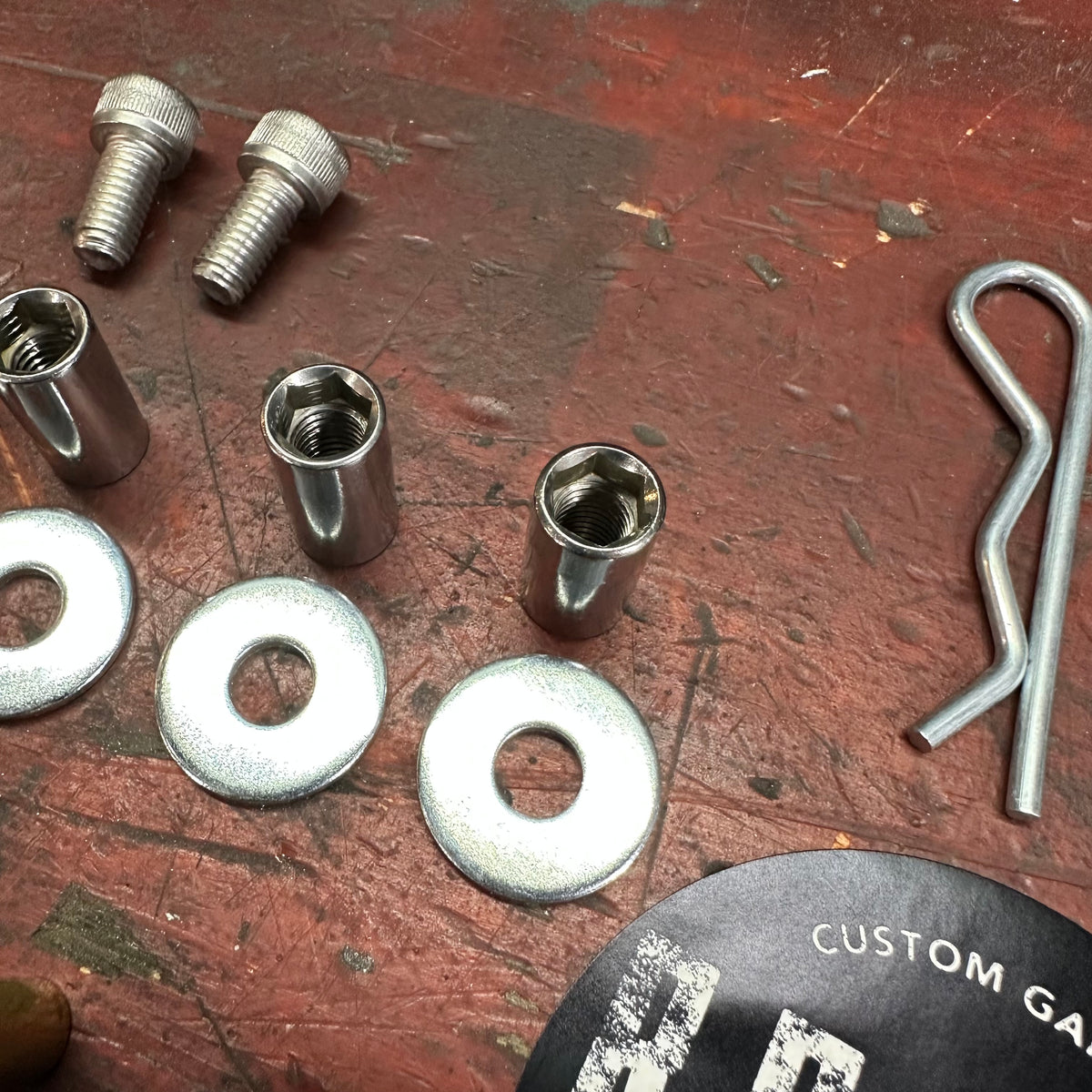 BMW R18 sprung bobber seat kit