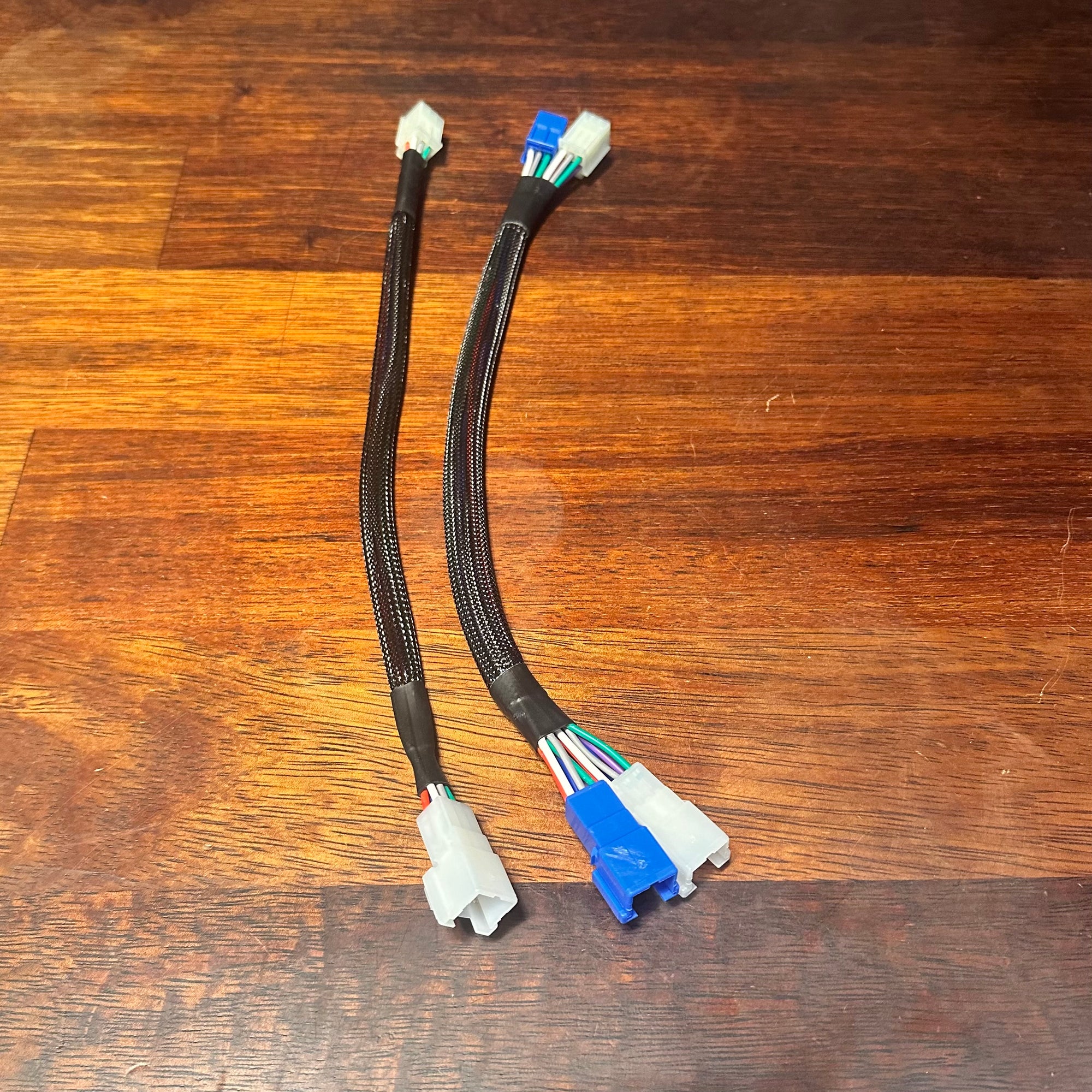 Yamaha XVS1100 V-star wiring extensions