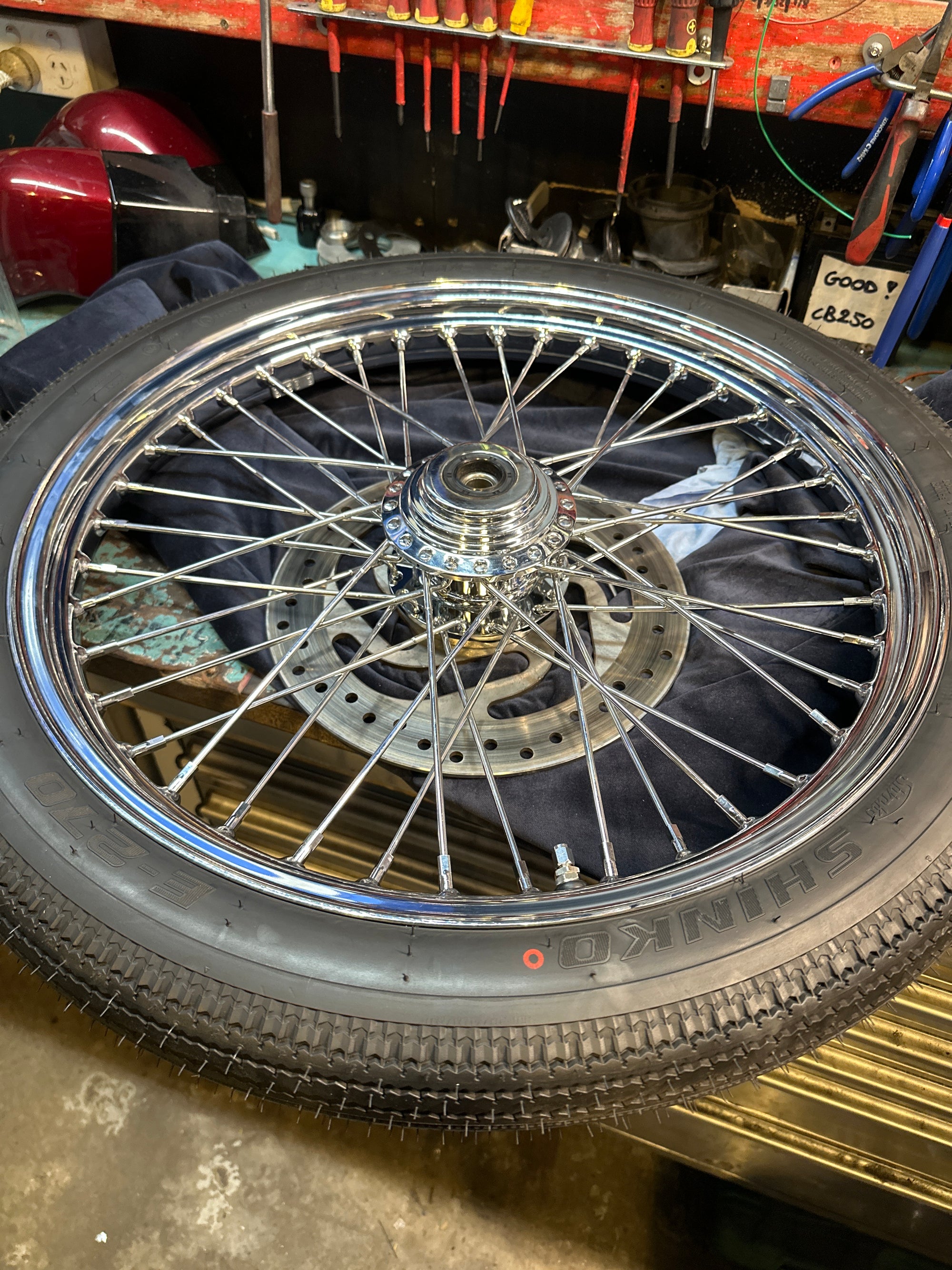 40 spoke 21x2.15 narrow Harley Sportster / narrow V-Star 650