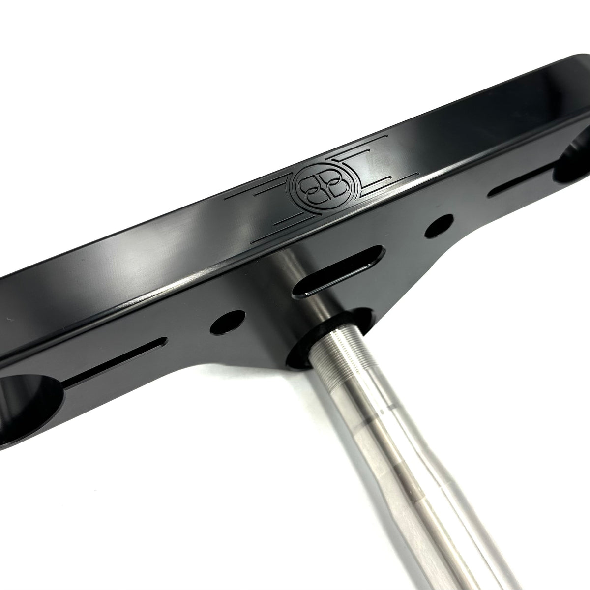 Yamaha XVS650 V-Star raked triple clamps