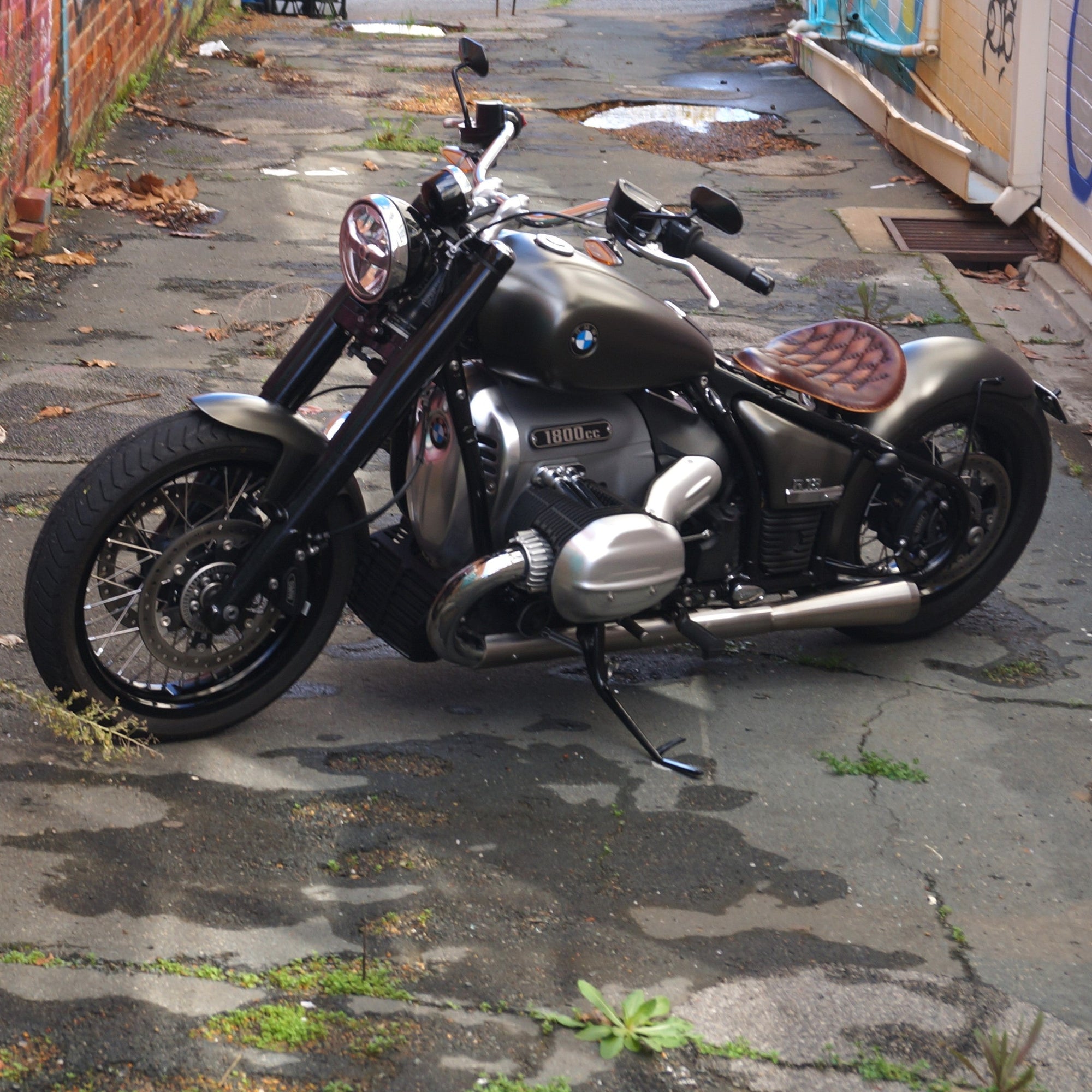 Bmw r18 bobber rogue walzwerk wunderkind