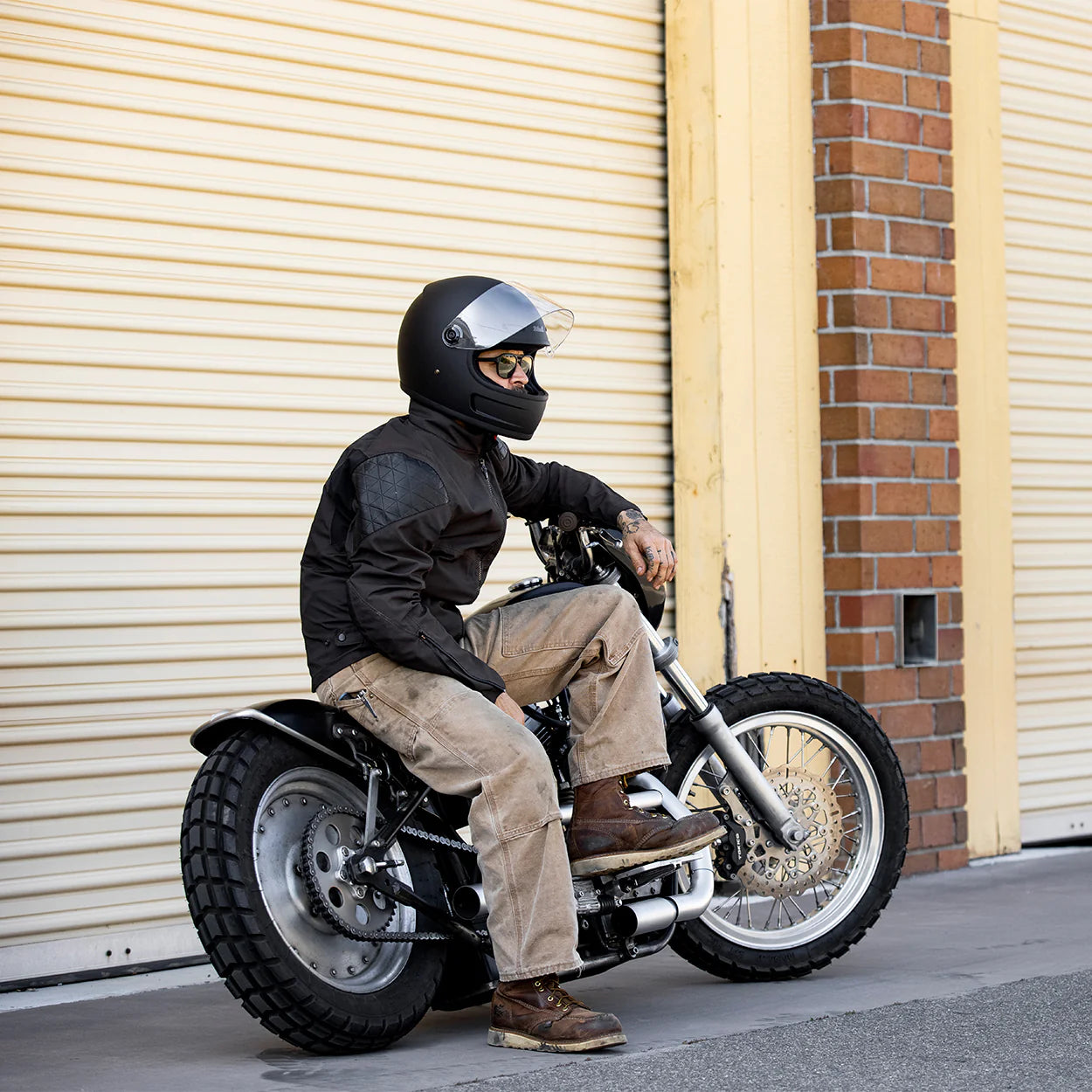 GRINGO SV 06 HELMET - FLAT BLACK