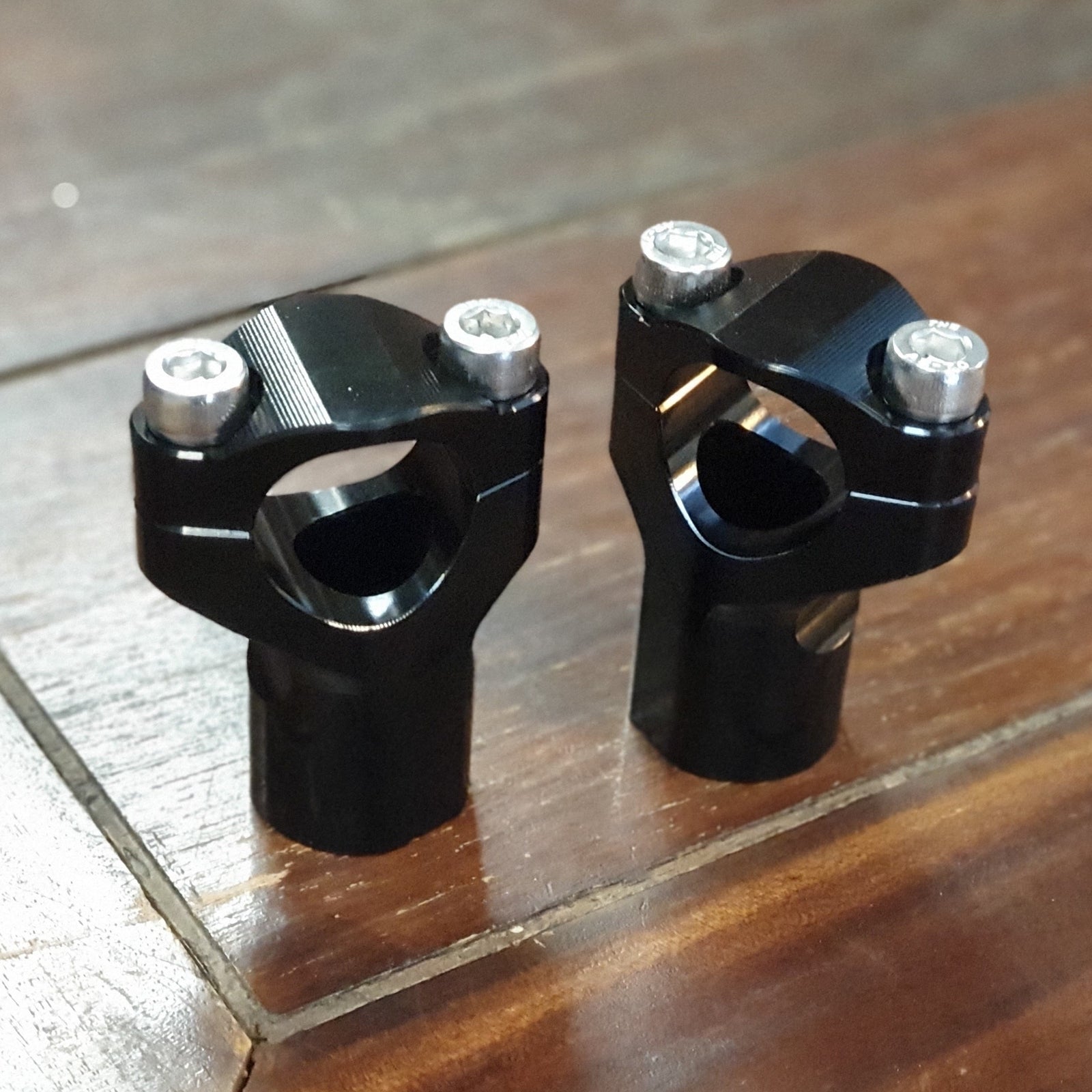 rogue motorcycles perth wa australia west mx risers 1 1/8" fat bar tapered bars handlebars aluminium anodised black cnc clamps 28.6mm