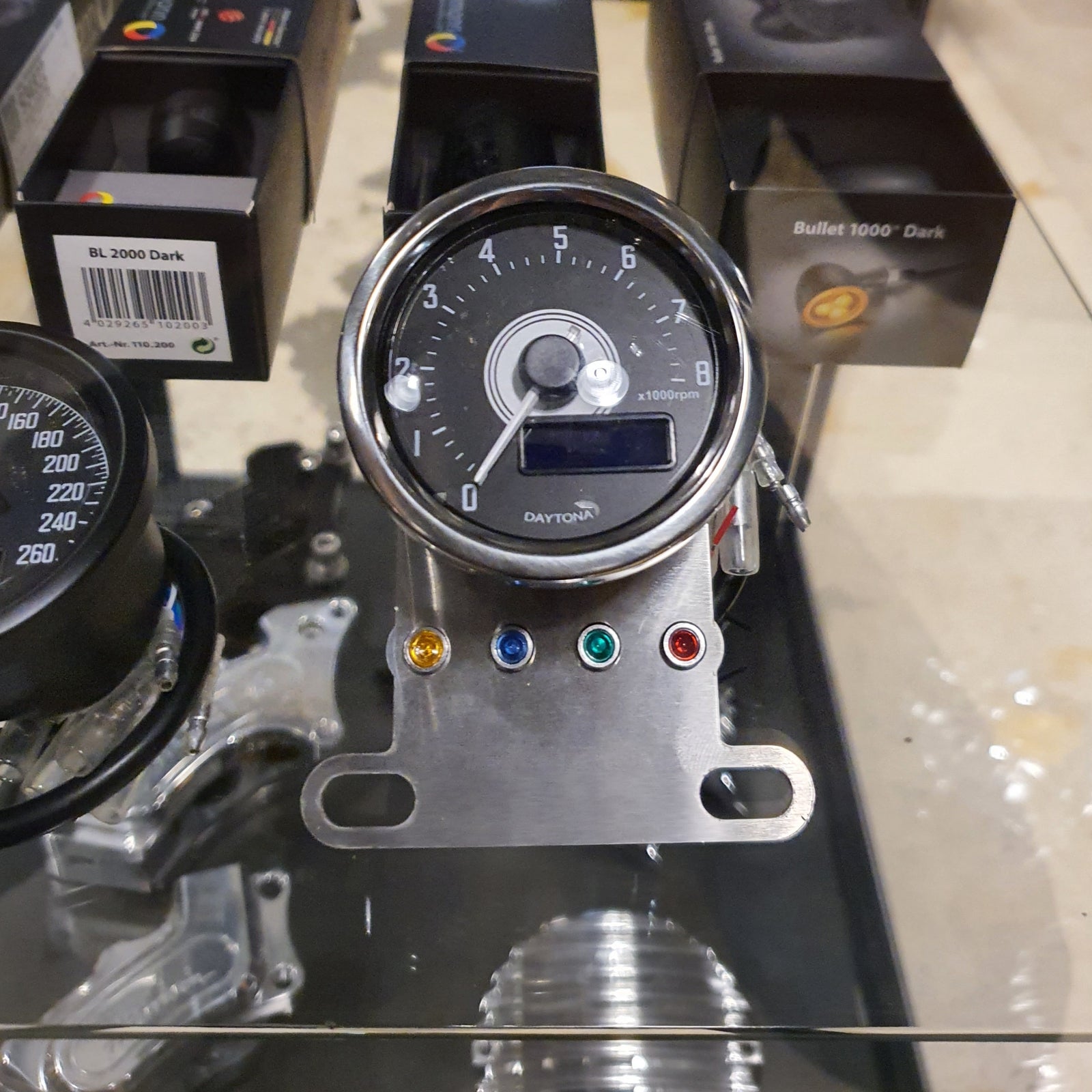 Daytona Velona warning lights