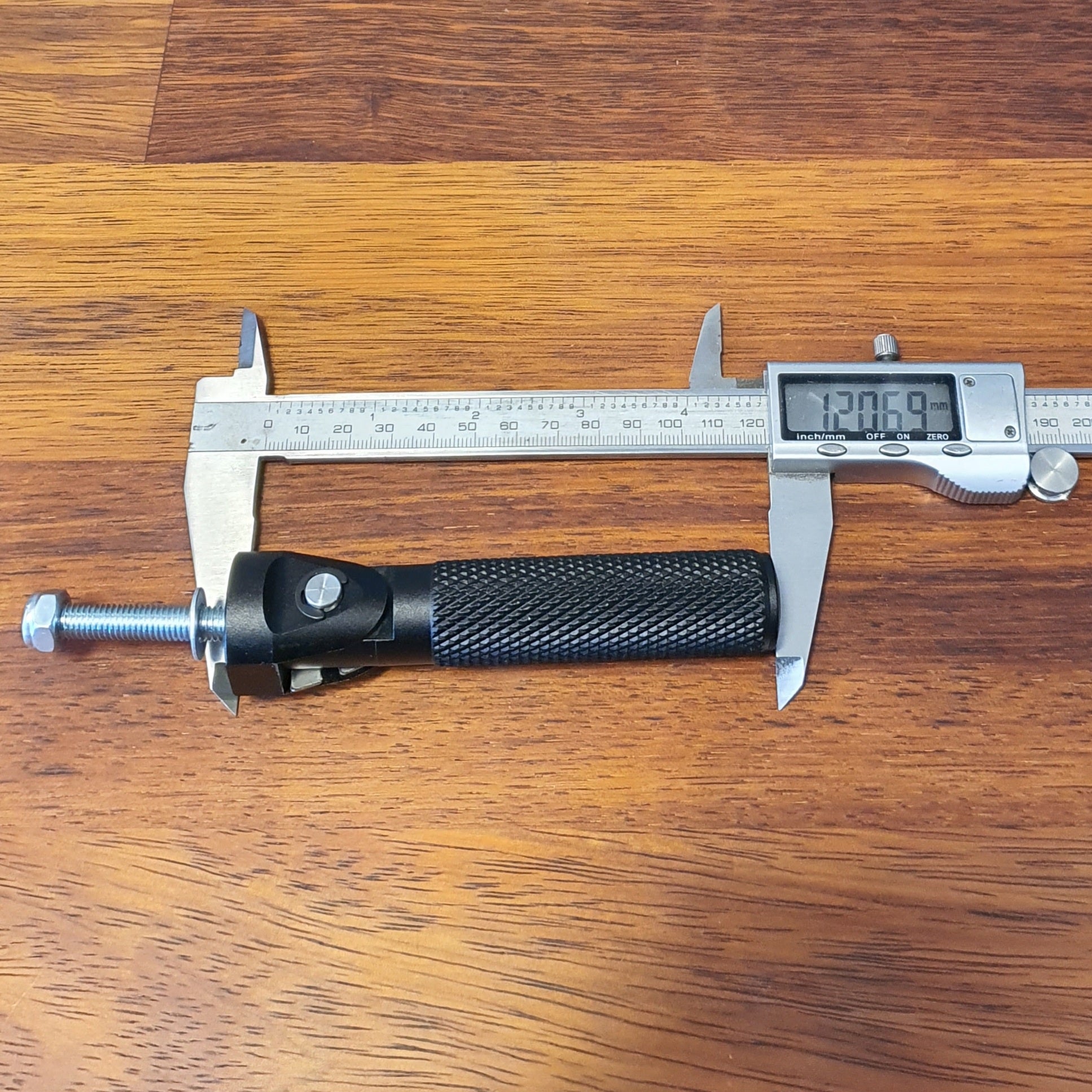 TEC pillion pegs