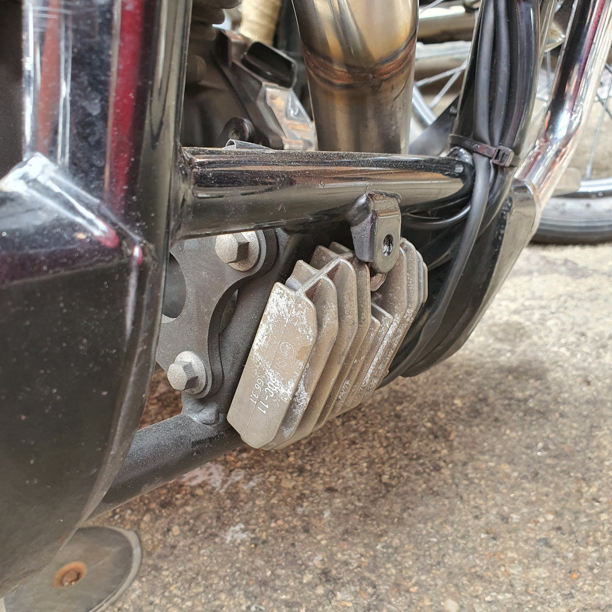 Yamaha XVS650 V-star - Stainless Exhaust "Short Bob"