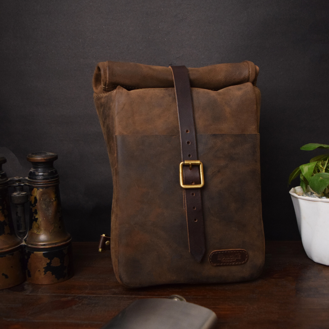 Rogue motorcycles, Mini Pannier, mini backpack, rolltop bag, trip machine bag, motorcycle bag, motorcycle luggage, Rogue motorcycles wa perth western australia, custom, biltwell, Gringo, lanesplitter , Australia, cafe racer,