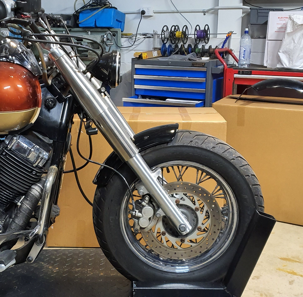 Yamaha XVS650 V-star (Classic) - Front fender short