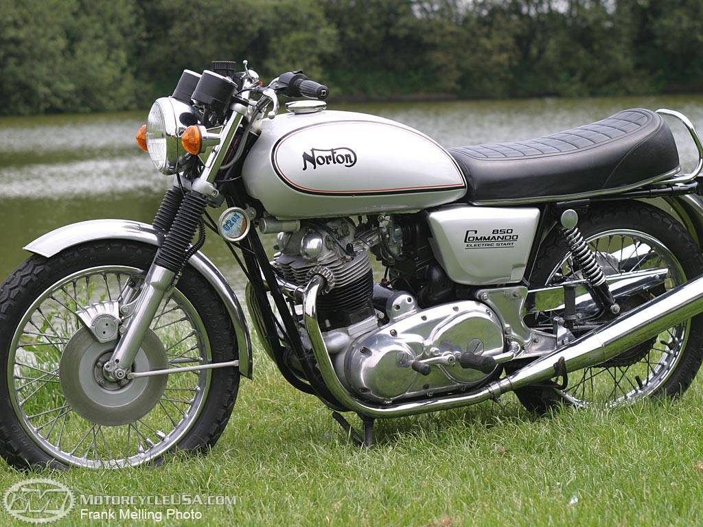 Rogue motorcycles, Australia, cafe racer, bobber, tracker, custom, custom build, Fork boots, fork boots gaiters