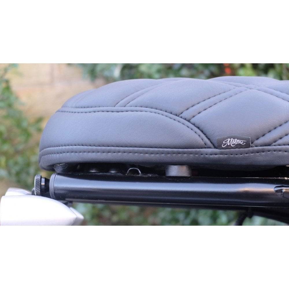 BONNEVILLE SKINNY SEAT - THE MAMBA - BLACK