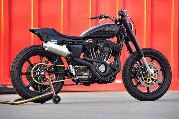 STREET TRACKER SEAT + EXTRA SEAT PANEL