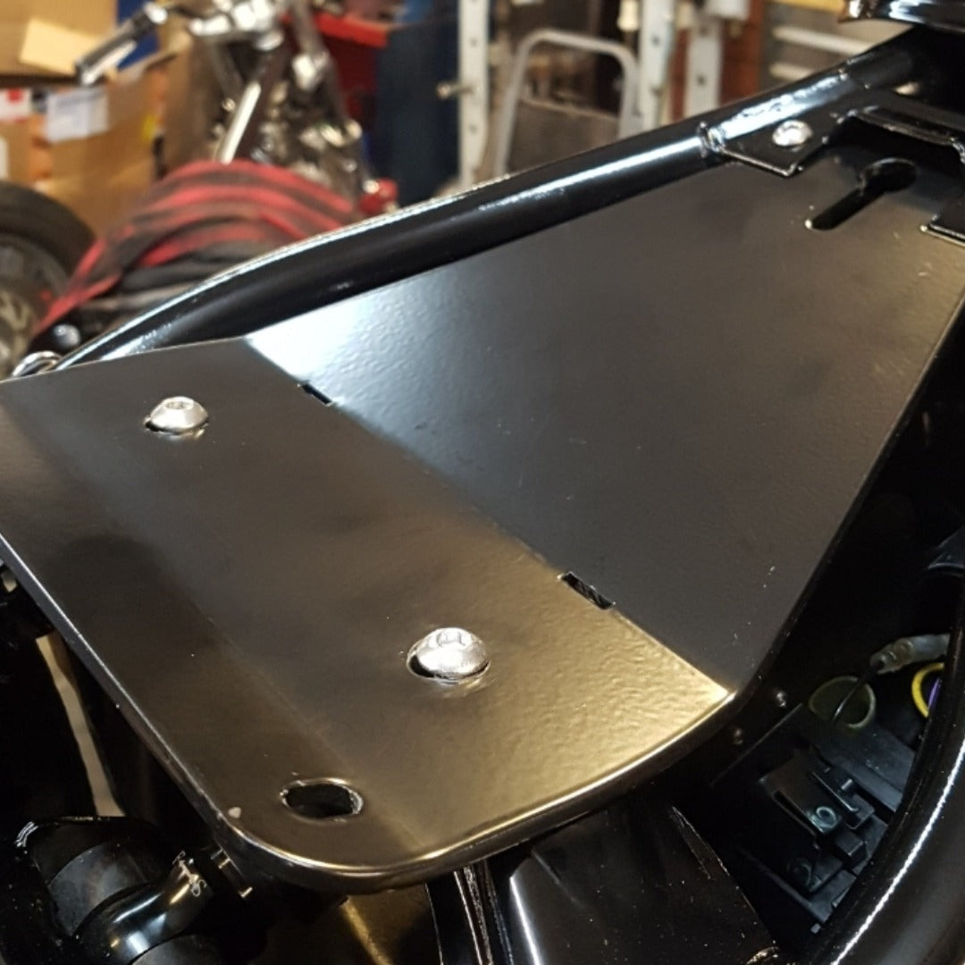 Bobber seat base plate vstar 650 