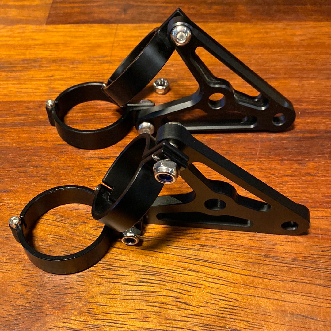 Headlight bracket 41